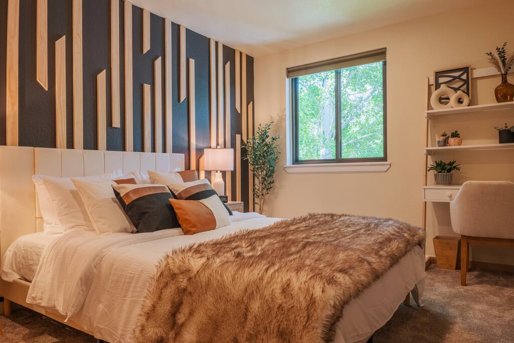 The Dillon Mountain Condo